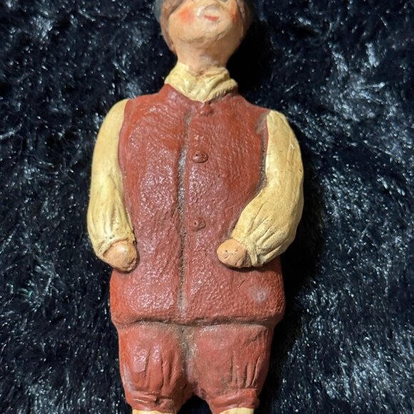 Tole'N Haus Heirloom Collection Doris Williams 1983 Carved Wood  Colonial Family - Picture 2 of 9